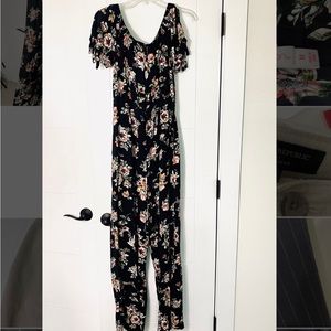 xhilarationm black & floral jumper.